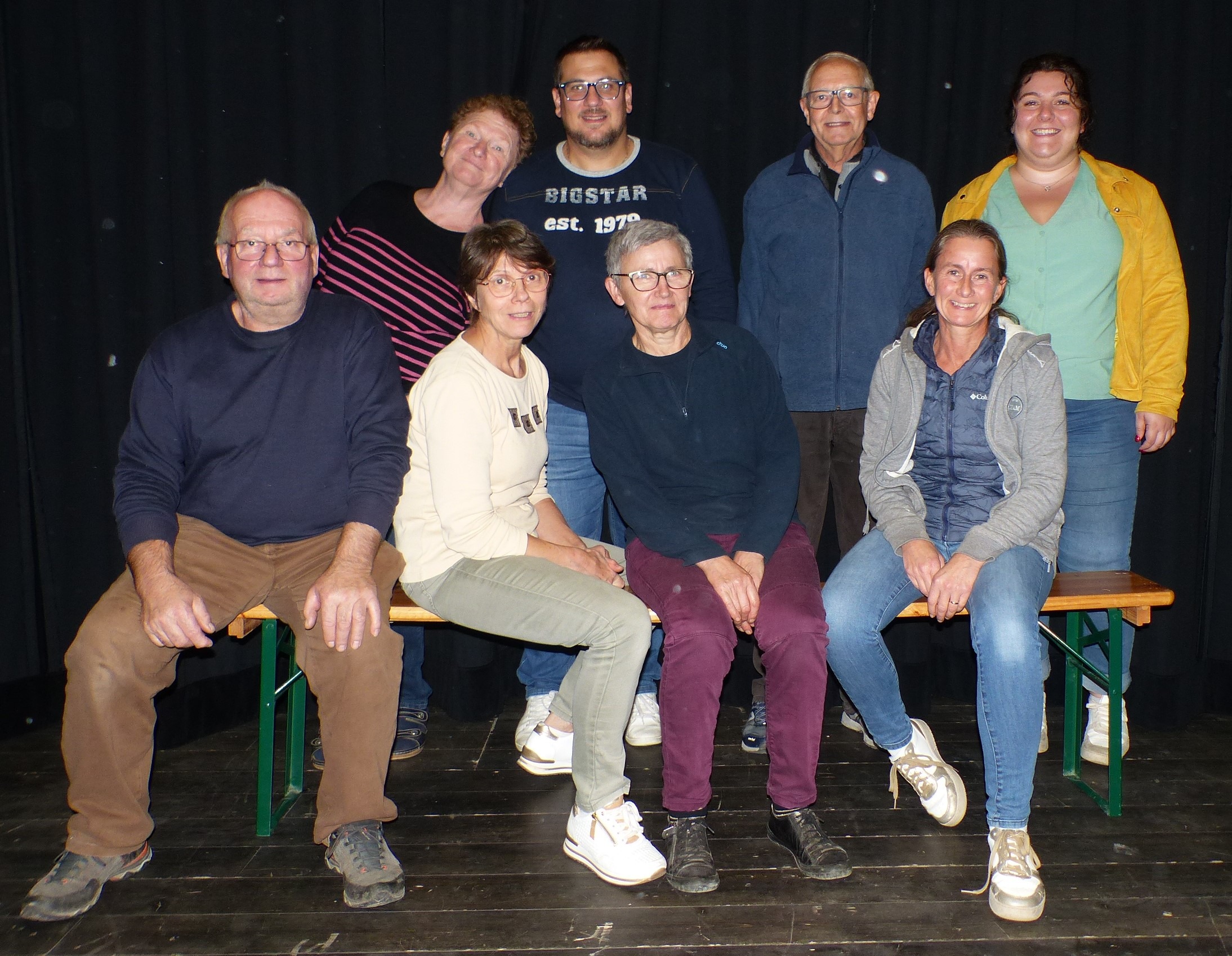 Embrouille paysanne avec la troupe théâtrale