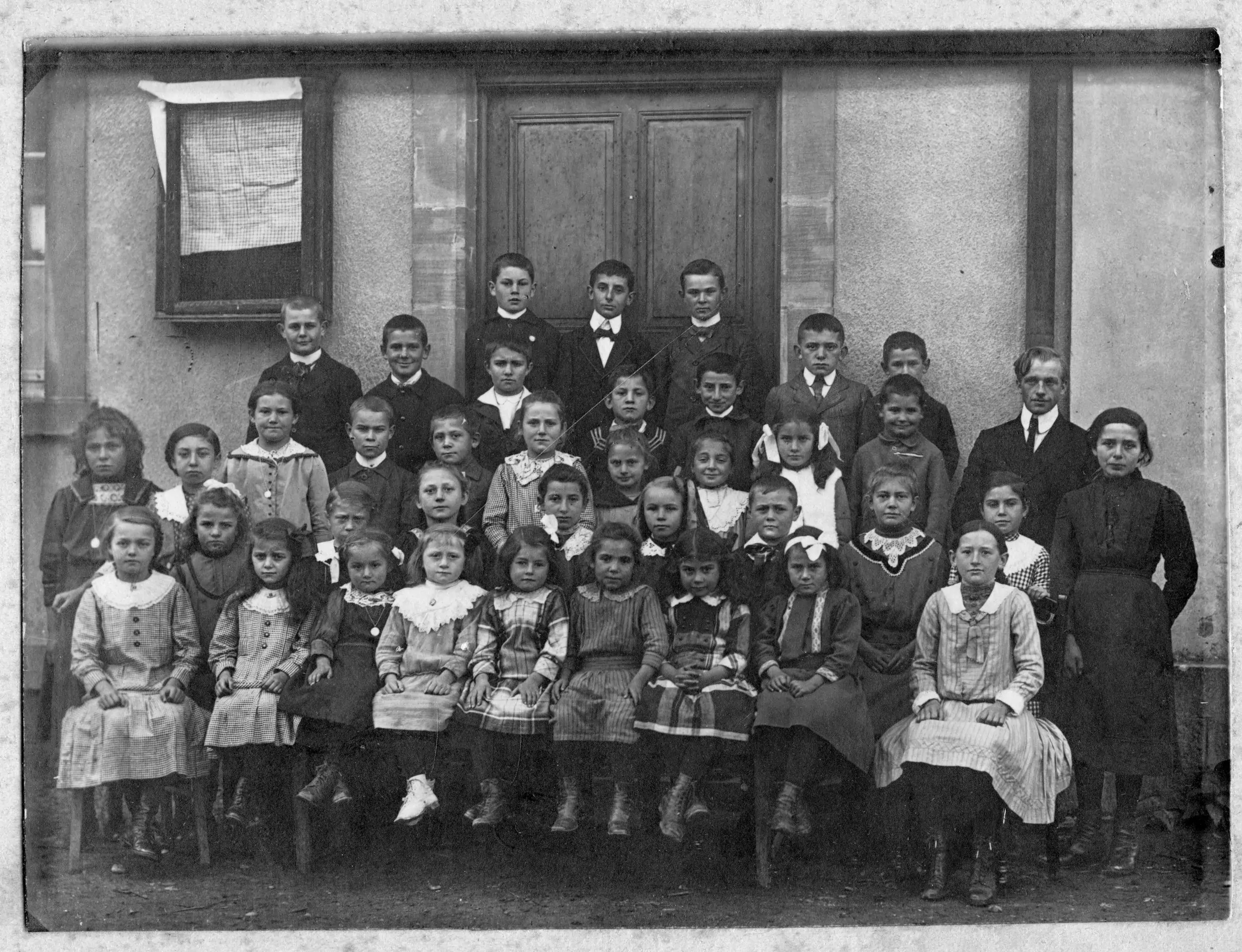 photo de classe à Boesenbiesen, vers 1920